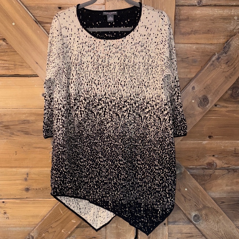 Chelsea & Theodore Beige and Black Tunic